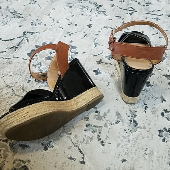 Wedges - Picture 2 of 5
